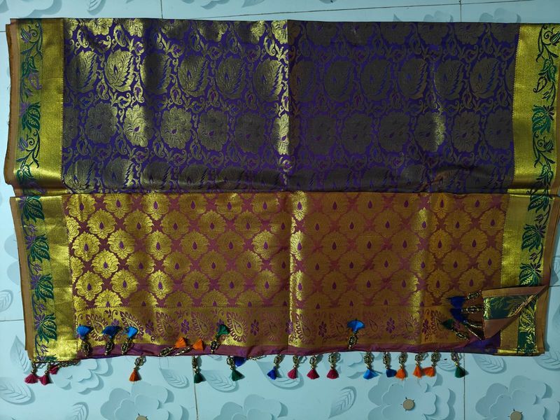 Exquisite Purple &amp; Gold Brocade Saree