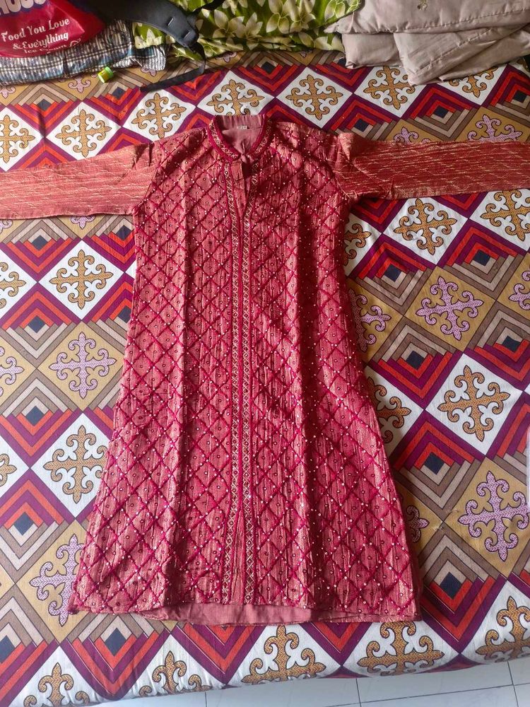Elegant Red Embellished Kurta Set