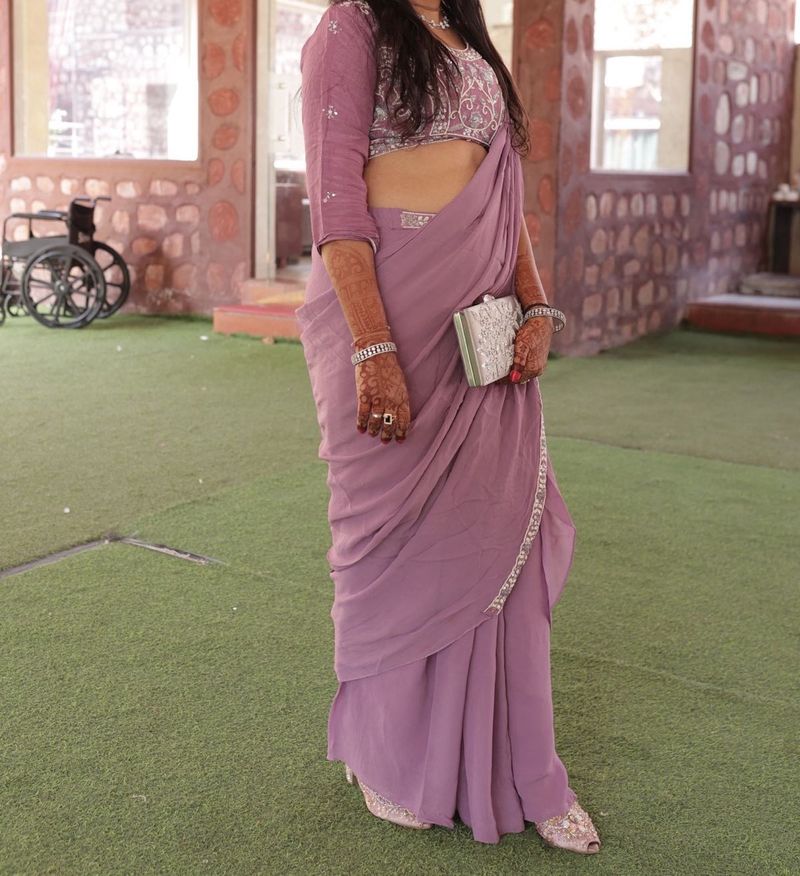 Elegant Mauve Saree