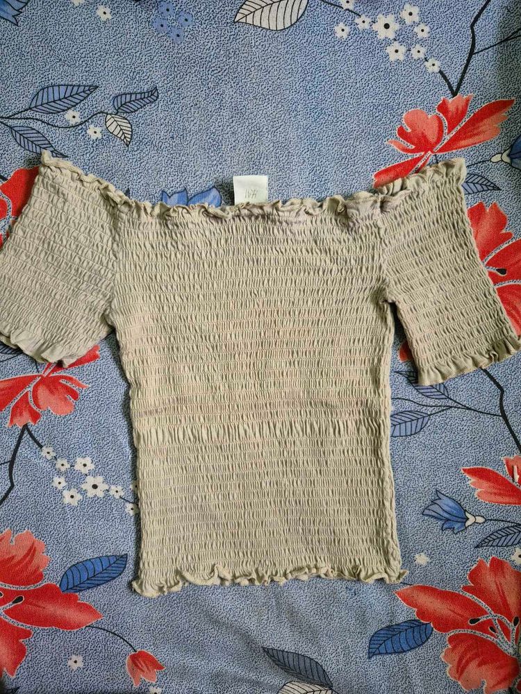 Off-Shoulder Crop Top