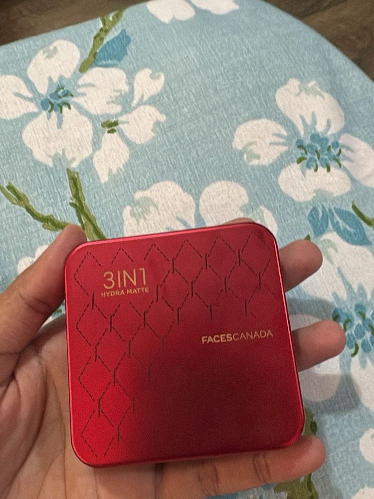 Faces Canada 3in1 Hydra Matte Compact