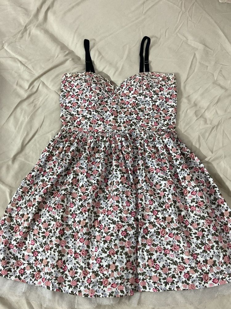 Floral Print Sweetheart Neck Dress