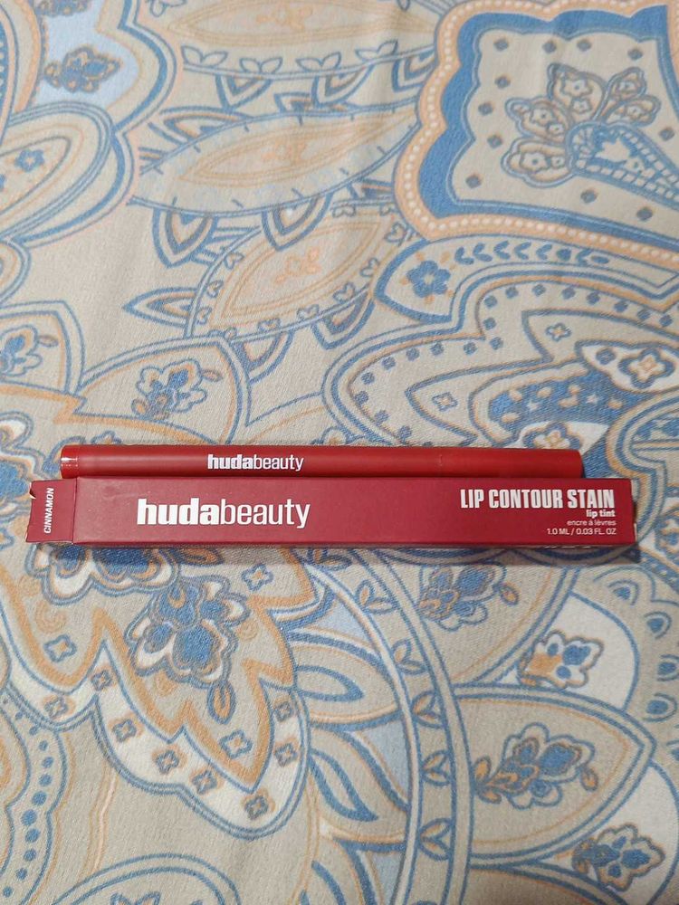 Huda Beauty Lip Contour Stain