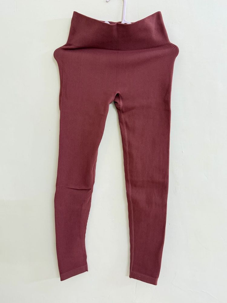 Maroon Ribbed High-Waisted Leggings