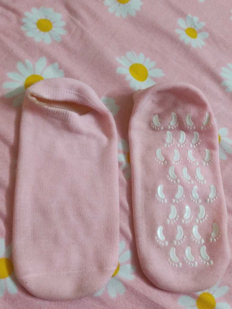 Cute Pink Footprint Socks