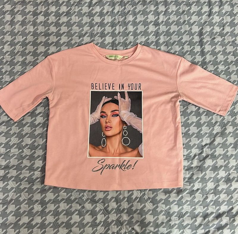 Sparkle Graphic Tee