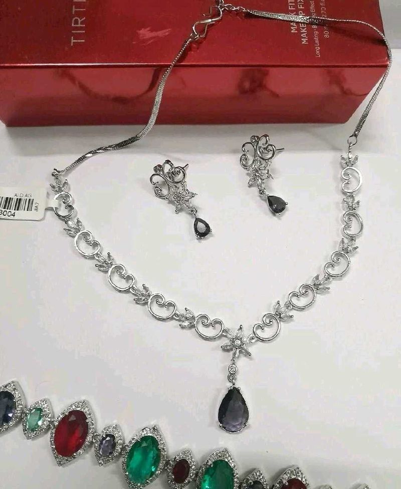 purple ad jewellery set