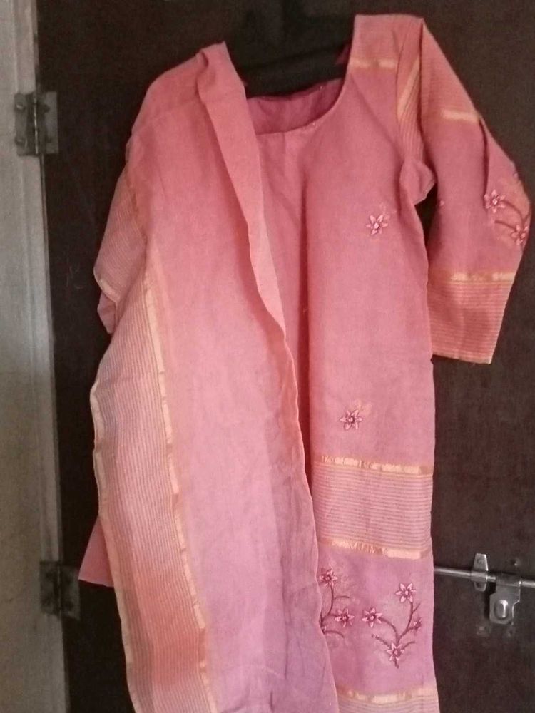 Pink Embroidered Kurta