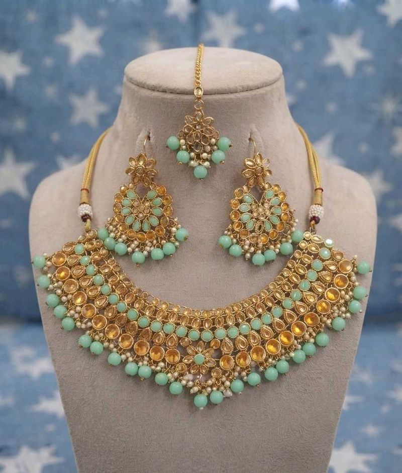 Stunning Teal &amp; Gold Necklace Set