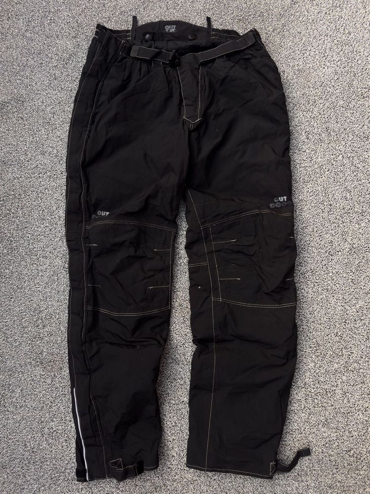 CUT Loose Fit Black Pants