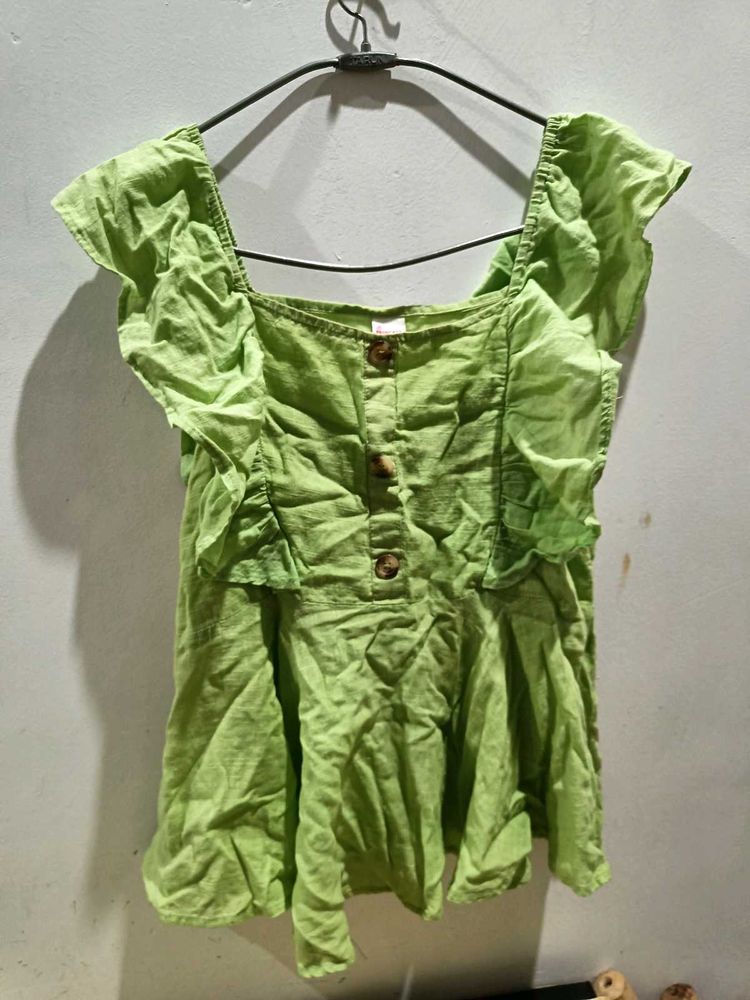 green crop top for women
