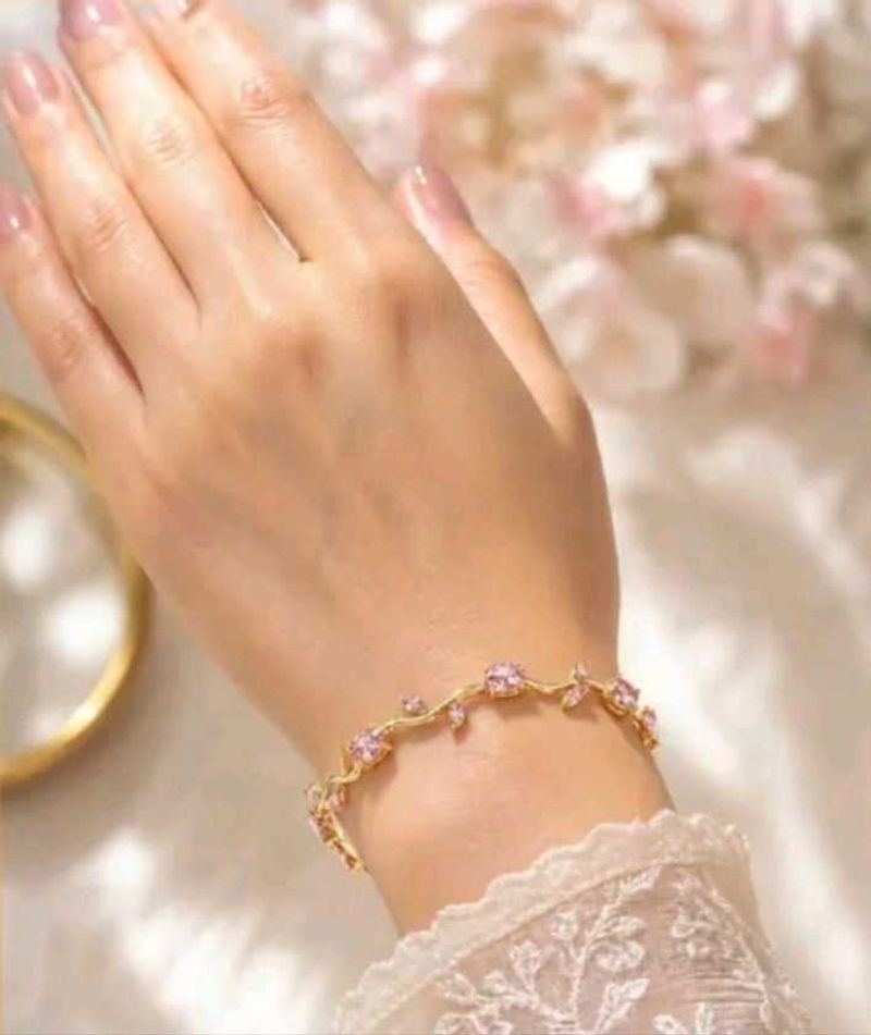 Elegant Pink Tulip Bracelet