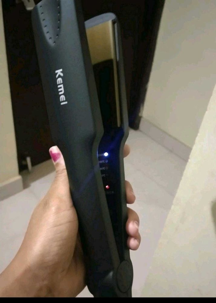 Hair Straightener