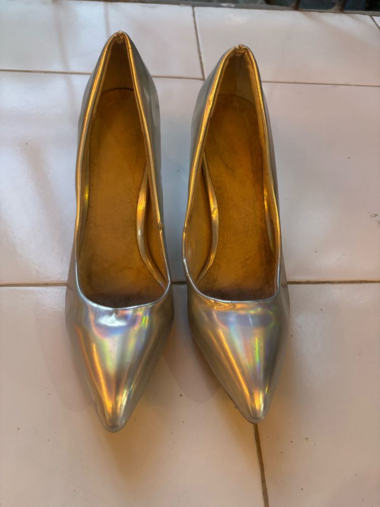 Silver Pointed Toe Heels