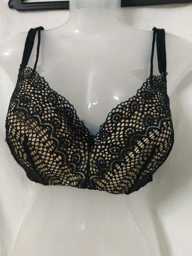 casique Black Lace Bra