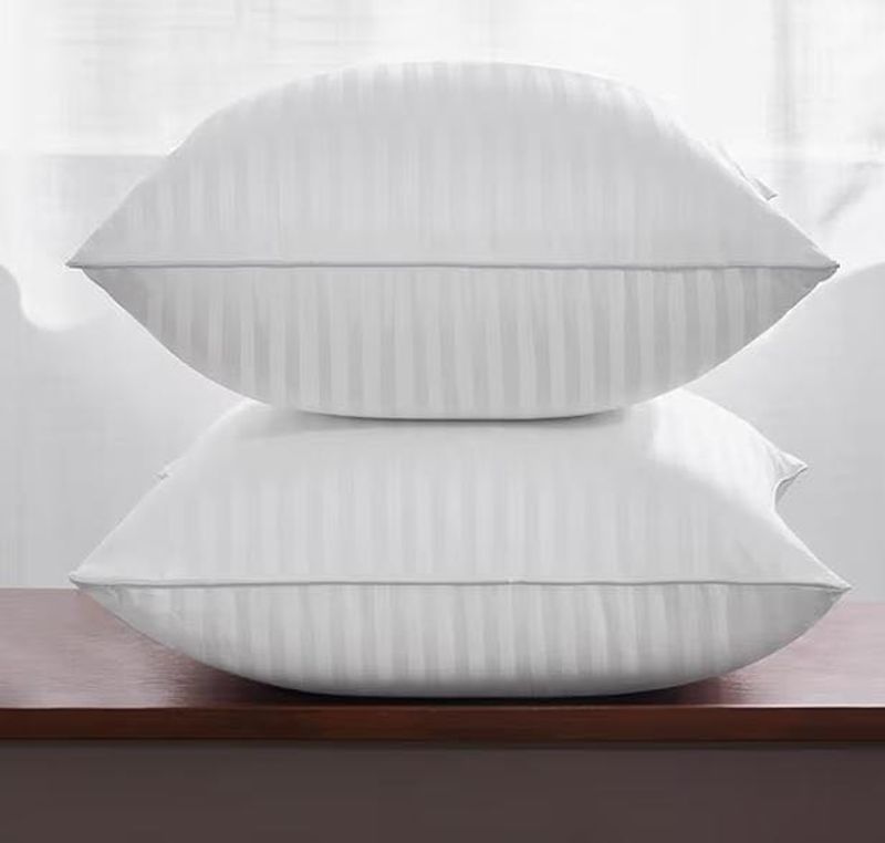 Set of 2 White Striped cushions