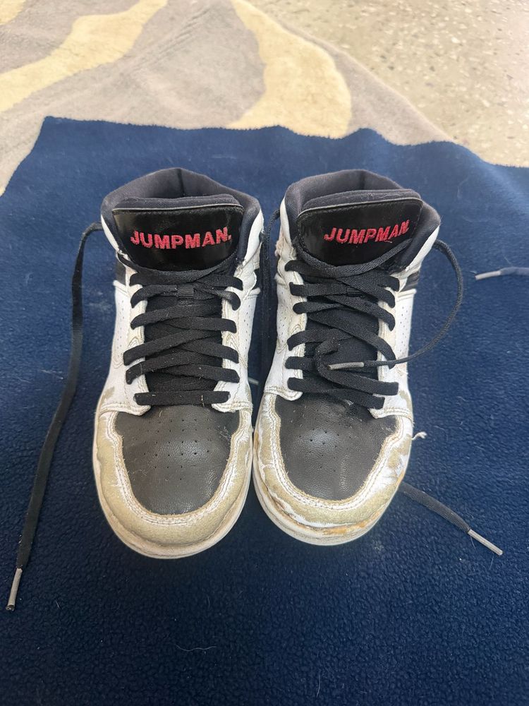 OG NIKE AIR JORDANS JUMPMAN Sneakers