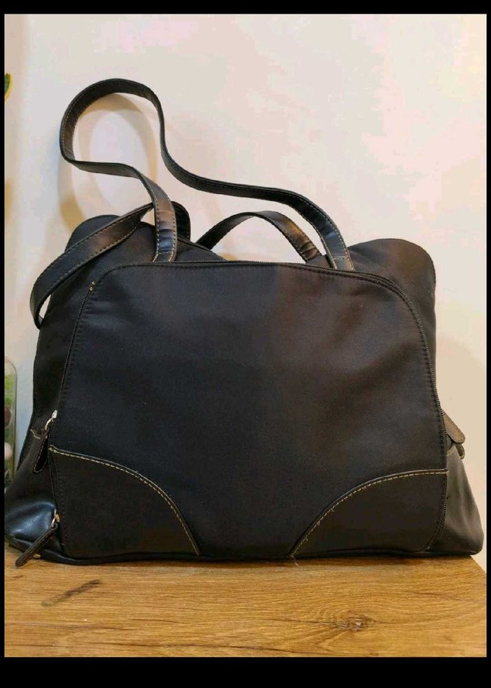 Chic Black Shoulder Bag💥