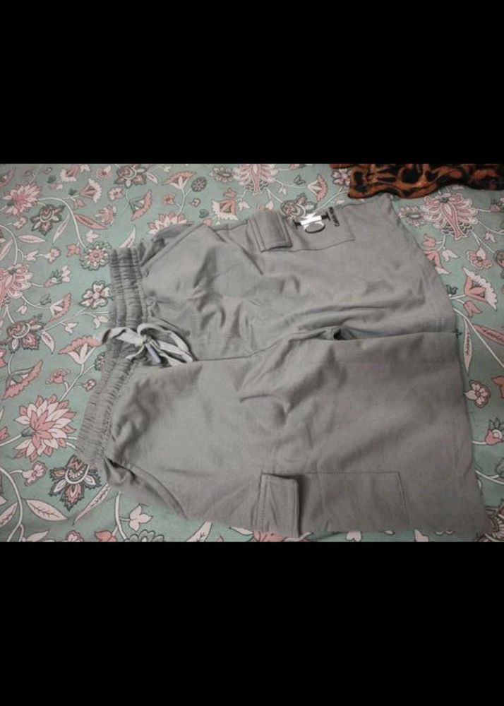 Comfortable Grey Cargo Pants
