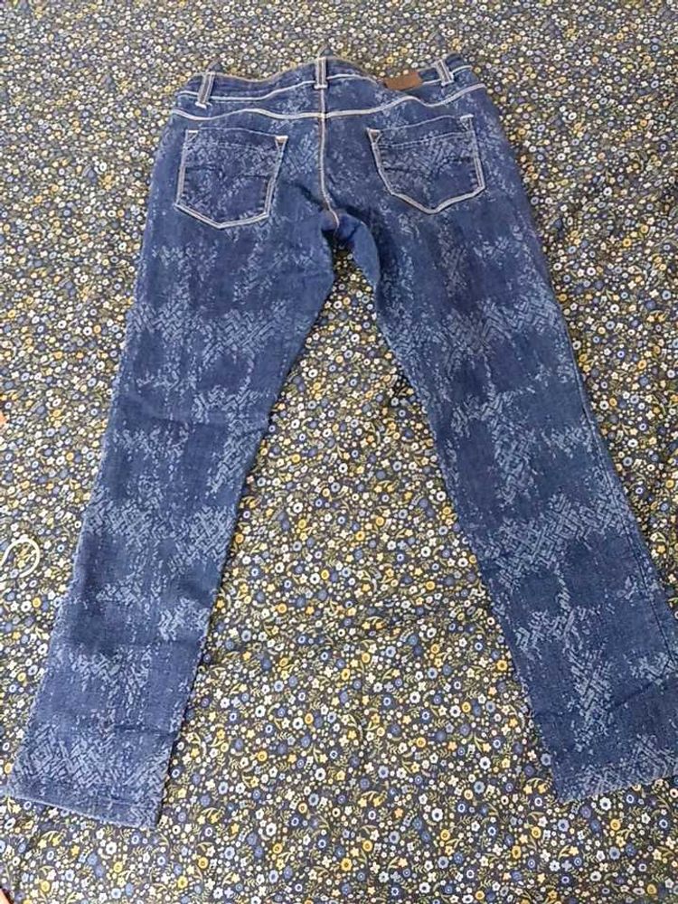 Blue Denim Jeans with Jacquard Pattern