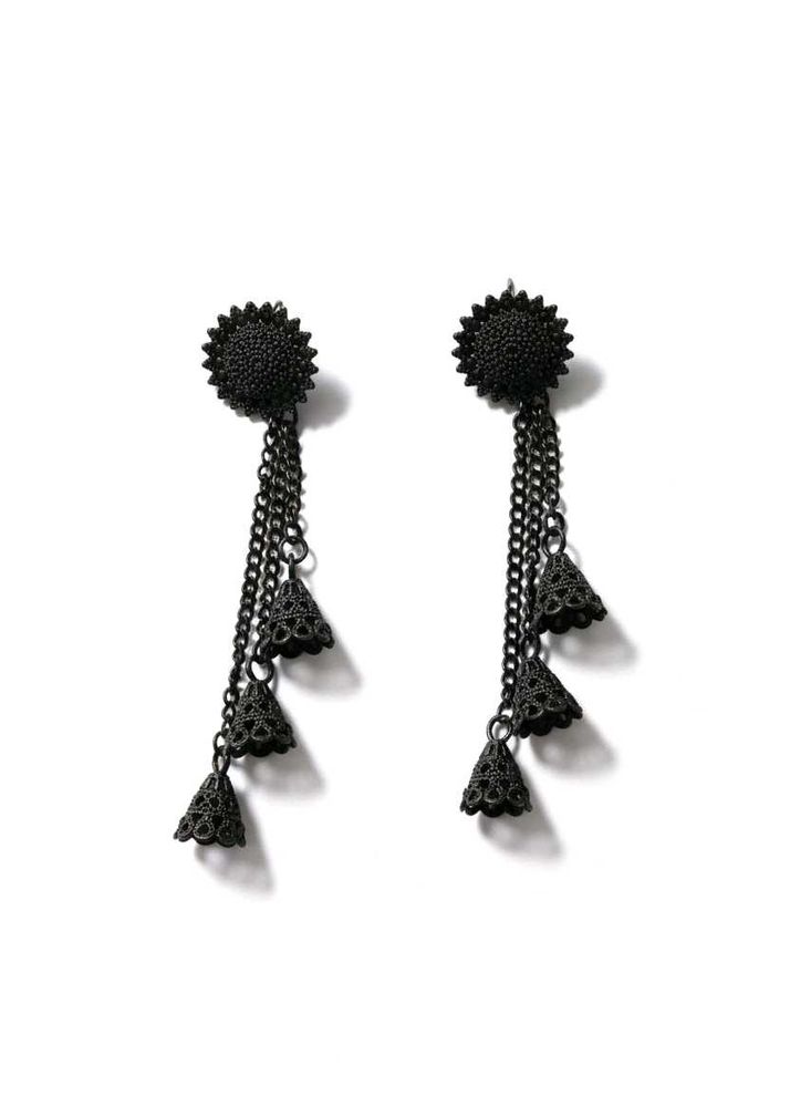 Stylish Black Dangle Earrings