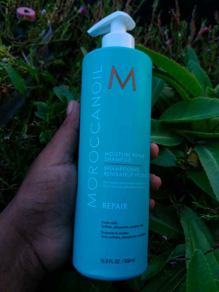 Moroccanoil Moisture Repair Shampoo