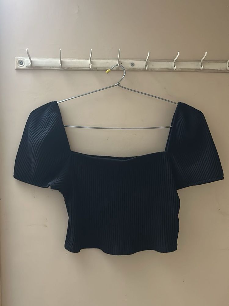 Chic Black Puff Sleeve Square Neck Crop Top