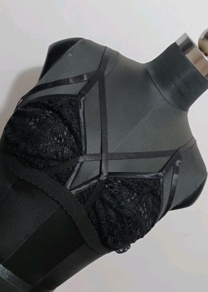 Large Size Net Designer Bra
