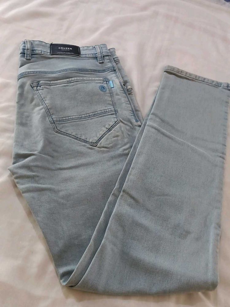 Cruzer Light Wash Denim Jeans