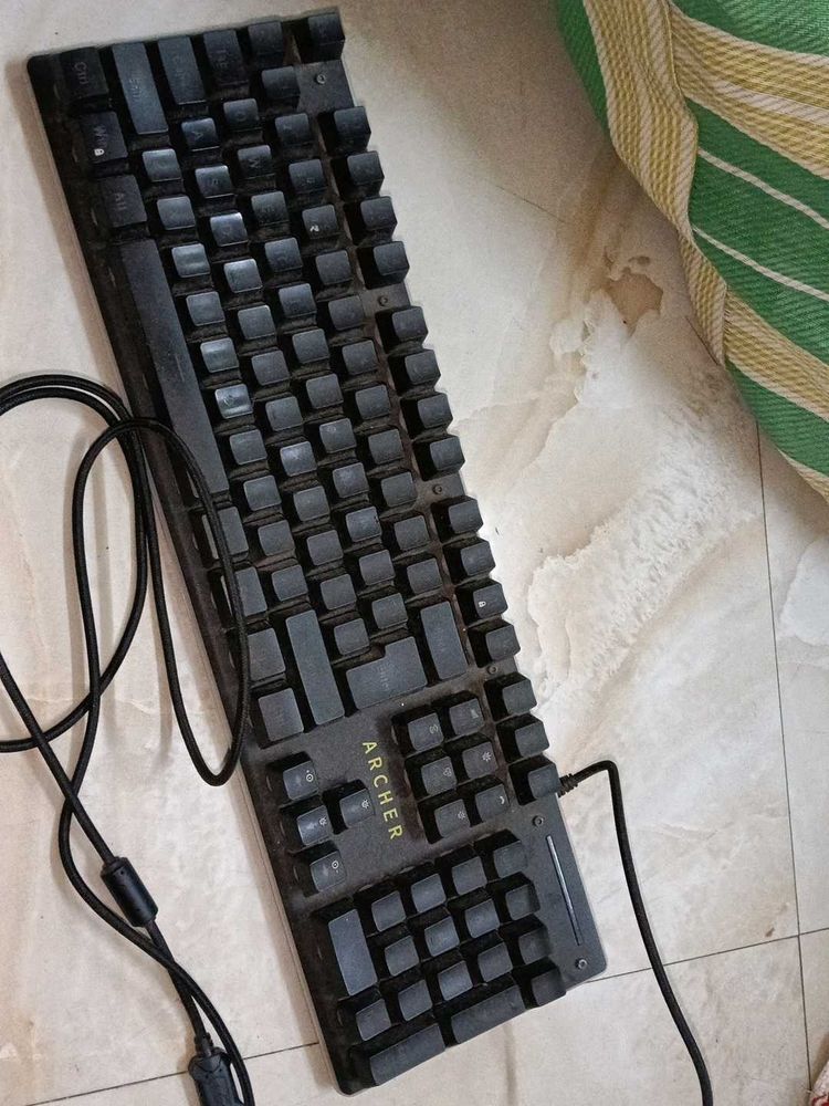 Archer RGB KEYBOARD mouse NEED SOME CLEANIN