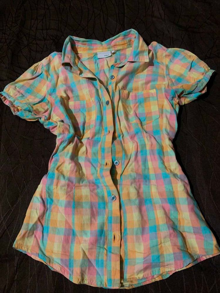 Women's Plaid Button-Up Top