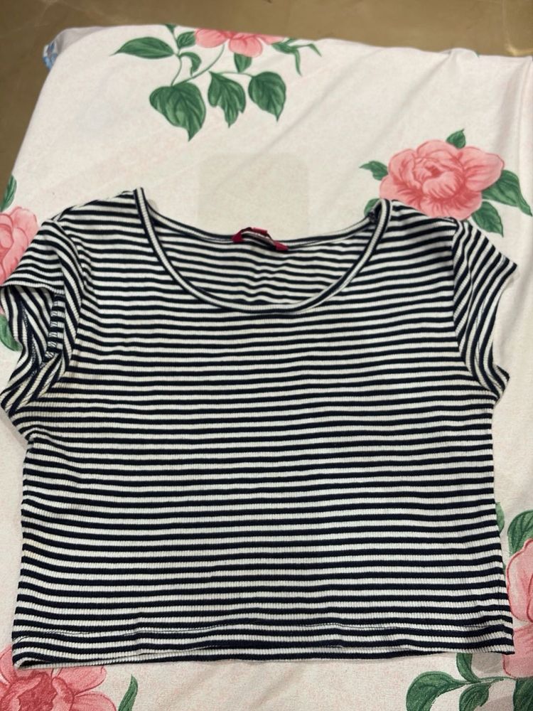 Striped Cropped Top
