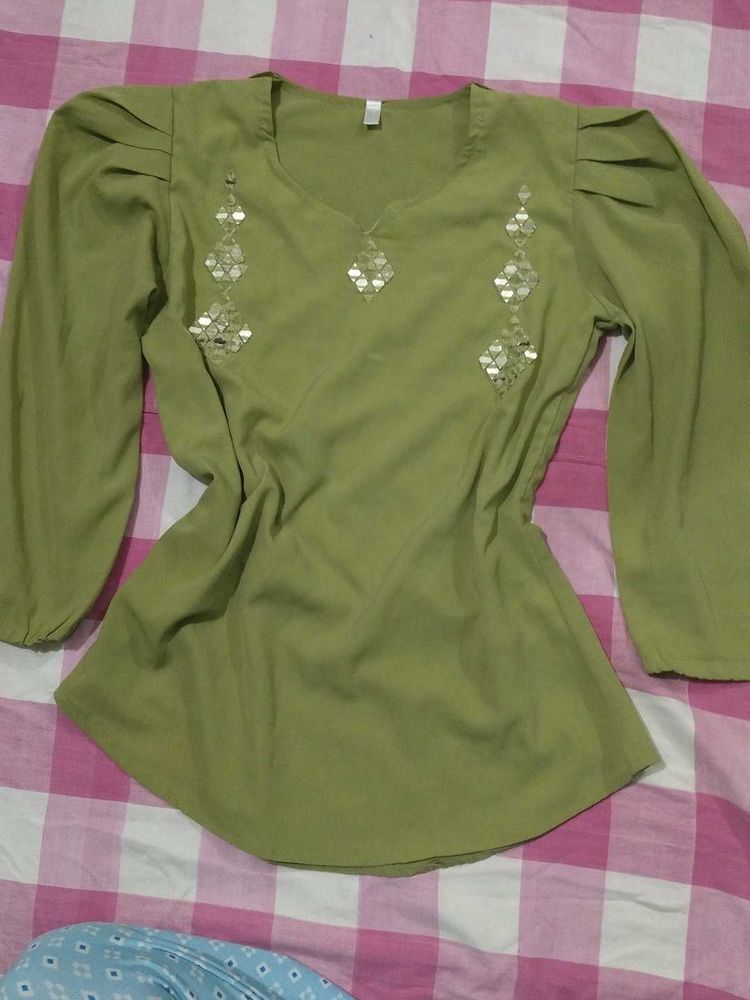 Embellished Green Kurta