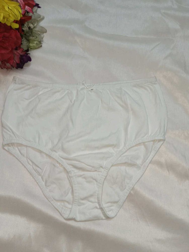 Comfortable White Cotton Briefs