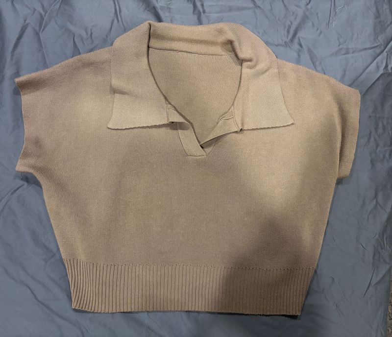 korean style Collared Knit Top