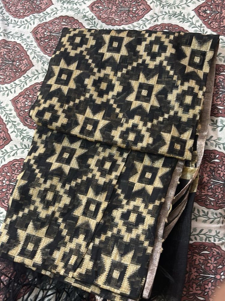 Elegant Black and Gold Patterned dupatta