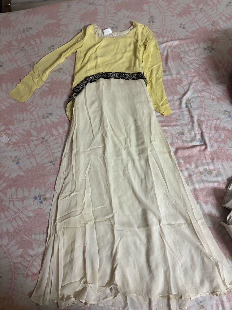 Elegant Ethnic Gown From Kalighata