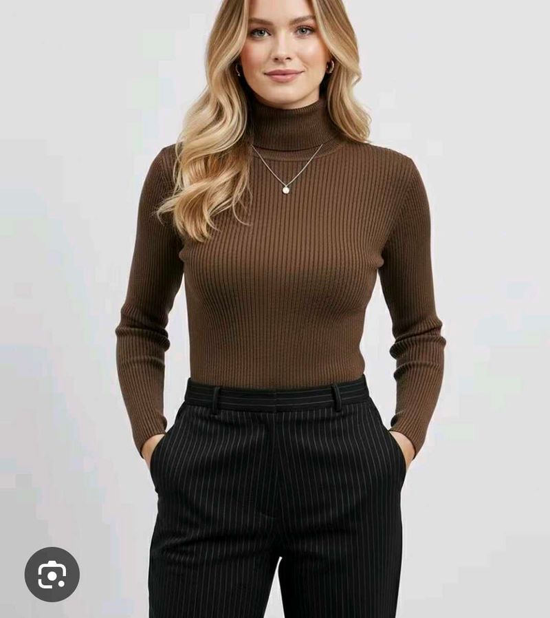 Ribbed Mock Neck Top