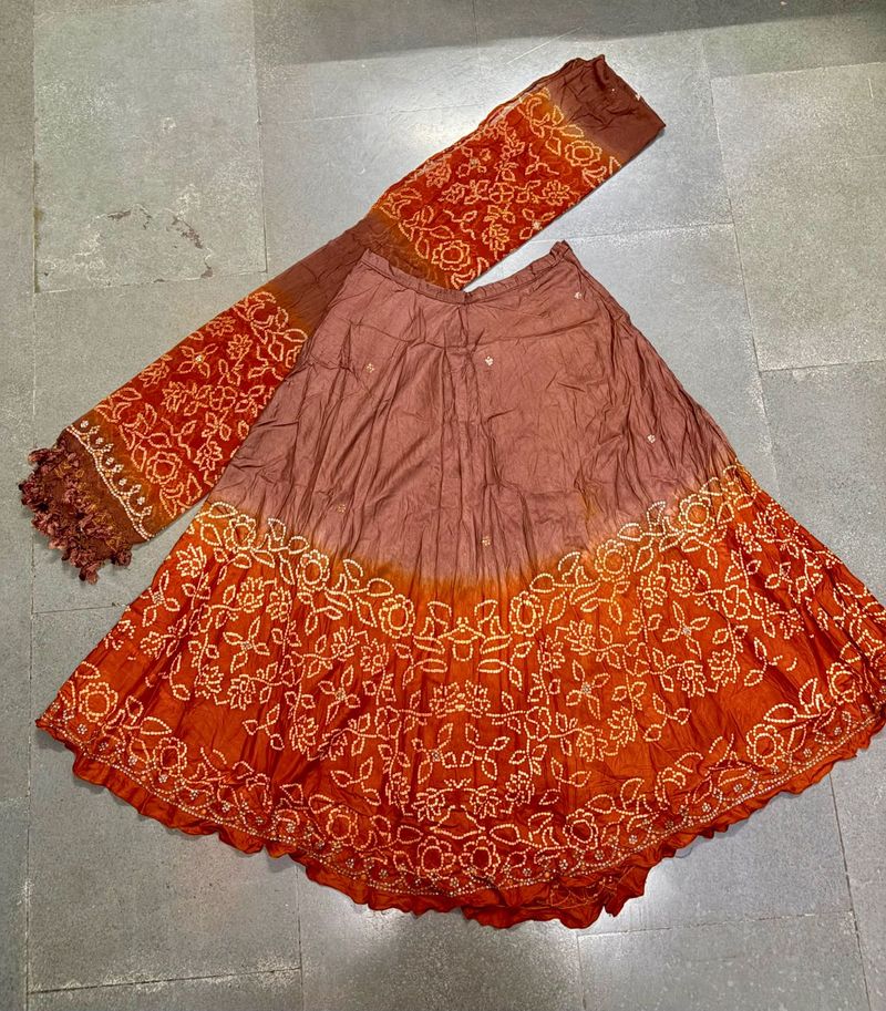 🤎 Bandhani Silk Long Skirt with Full Size Chundad