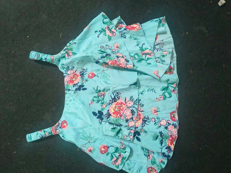 Floral Print Light Blue Top