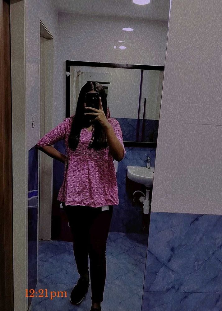 Make Offers For Pink Coloured Peplum Top 🩷
