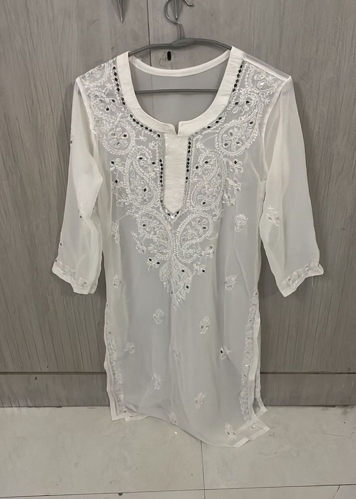 White Chikankari Kurta with Mirror Work