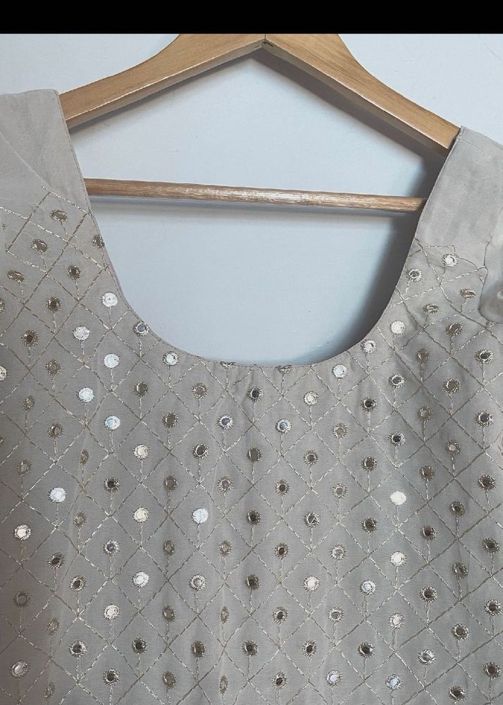 Elegant Silver Embroidered Kurti Set