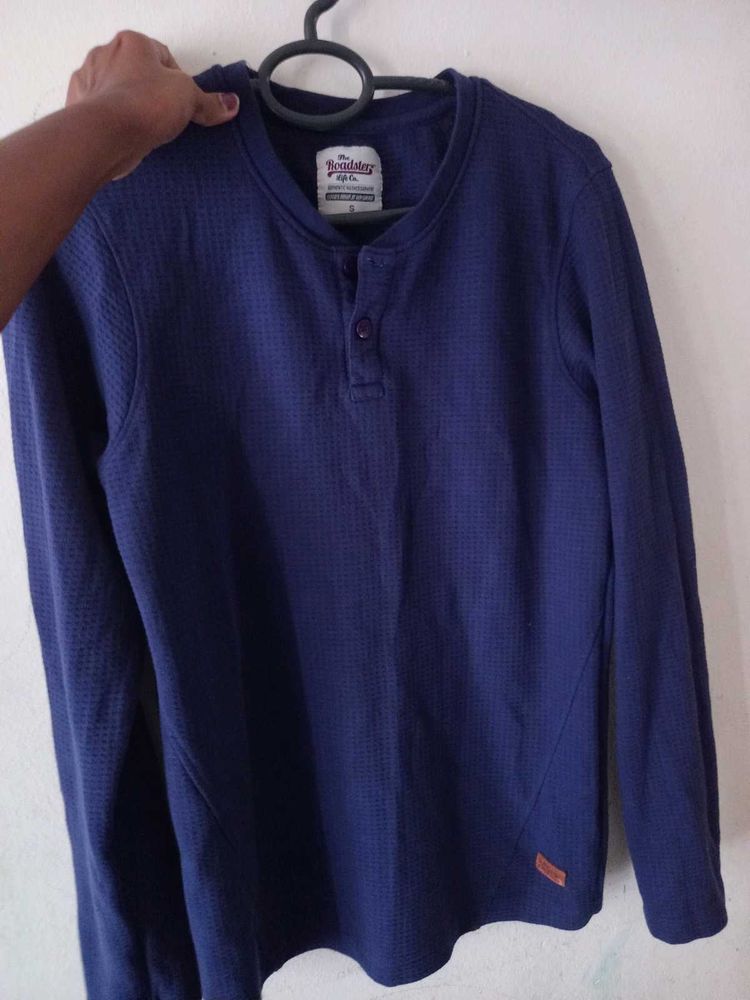 T Shirt Small Size