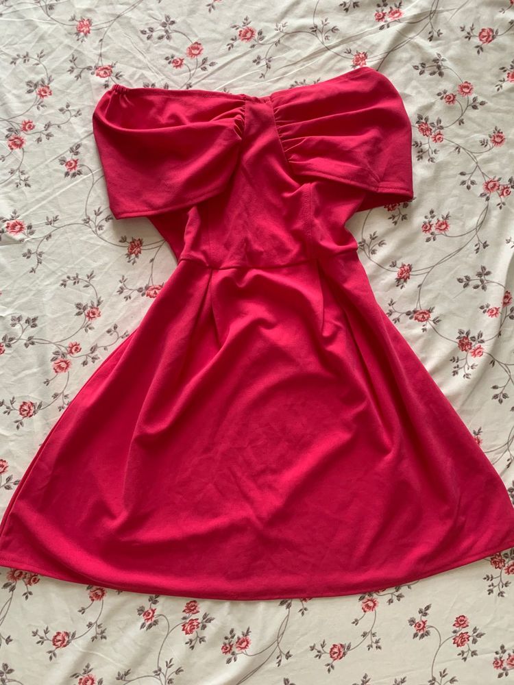 Chic Off-Shoulder Pink Dress