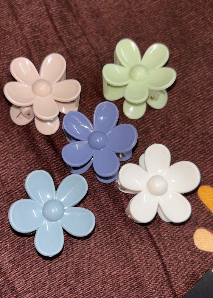 Cute Flower Hair Claw Clips Set