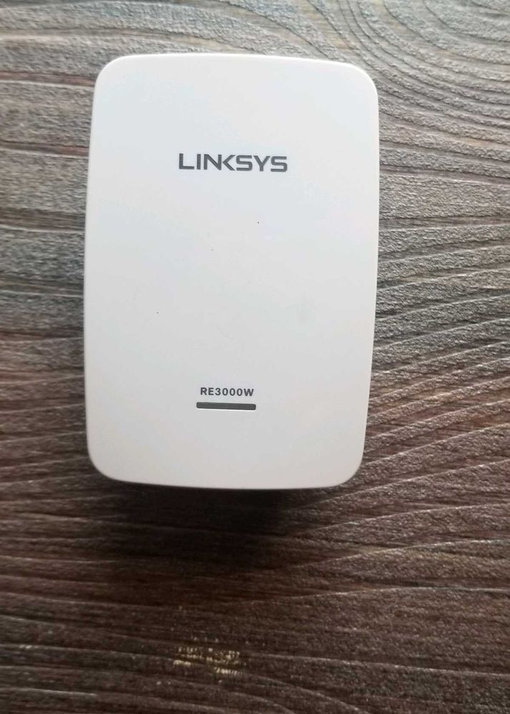 Linksys RE3000W WiFi Extender-free delivery
