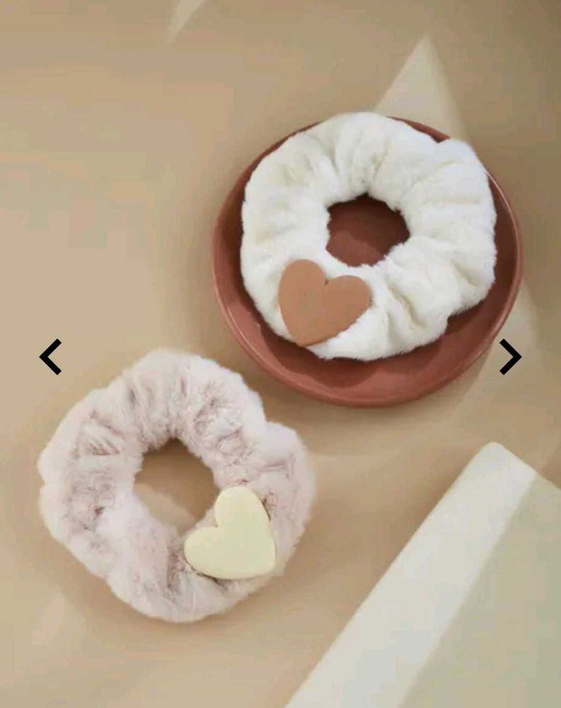 Faux Fur Heart Scrunchie Set