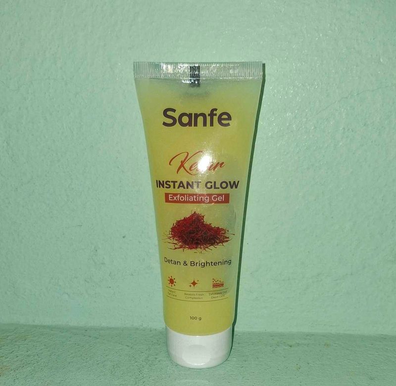Sanfe kesar instant glow Exfoliating gel