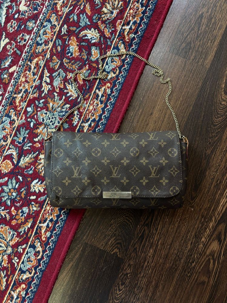 Beautiful lv sling